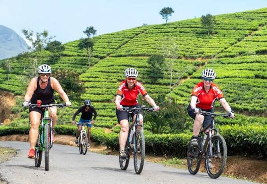 Cycling in Nuwara Eliya Town